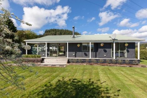 Photo of property in 39 Akatarawa Road, Reikorangi, Waikanae, 5391