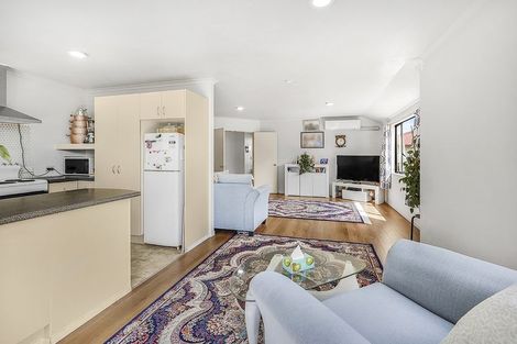 Photo of property in 2 Whinfell Lane, Nawton, Hamilton, 3200