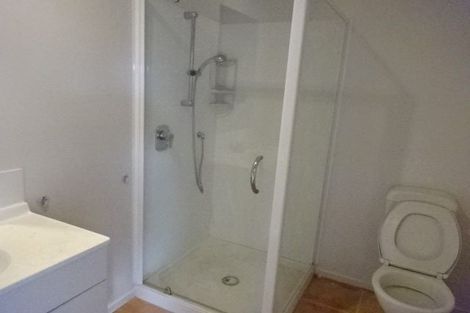 Photo of property in Santa Rosa, 2/340 Gulf Harbour Drive, Gulf Harbour, Whangaparaoa, 0930