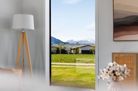 Photo of property in 3 Pepperwood Green, Albert Town, Wanaka, 9305