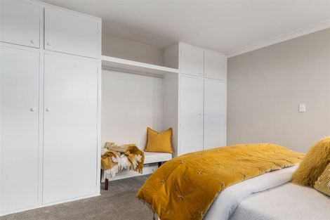 Photo of property in 97 Dyers Pass Road, Cashmere, Christchurch, 8022