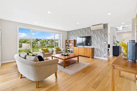 Photo of property in 14 Remuremu Street, Long Bay, Auckland, 0630