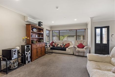Photo of property in 3 Ian Peter Way, Otaki, 5512