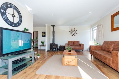 Photo of property in 313 Makirikiri Road, Crofton, Marton, 4787