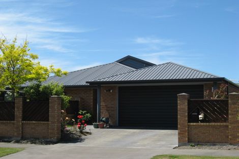 Photo of property in 46 Berkshire Drive, Avonhead, Christchurch, 8042