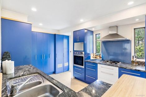 Photo of property in 9 Flavia Close, Torbay, Auckland, 0630