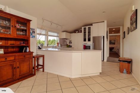 Photo of property in 495 Lawn Road, Clive, Hastings, 4180