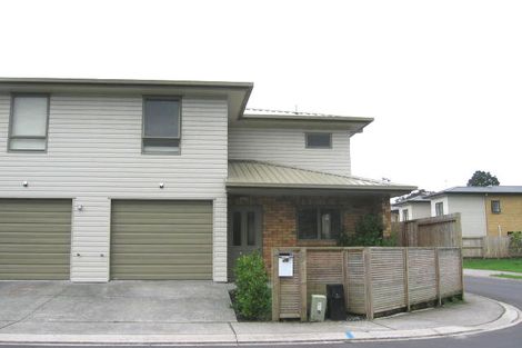 Photo of property in 26 Barnea Circle, Glen Eden, Auckland, 0602