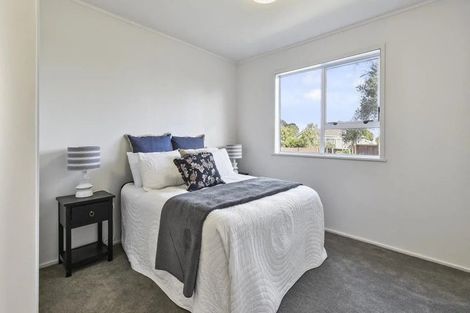 Photo of property in 18 Marybeth Place, Rosehill, Papakura, 2113