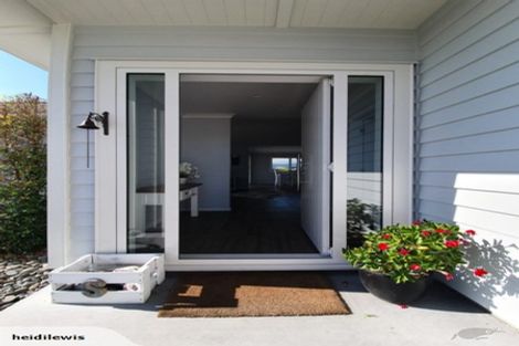 Photo of property in 32 Mike Smith Drive, Cambridge, 3434