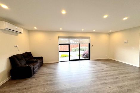 Photo of property in 81 Twin Parks Rise, Papakura, 2110