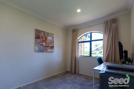 Photo of property in 12 Merlot Place, Rototuna, Hamilton, 3210