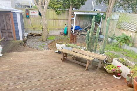 Photo of property in 43 Wilson Street, Newtown, Wellington, 6021