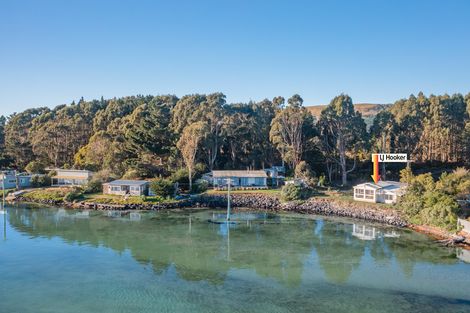 Photo of property in 128 Otakou Golf Course Road, Otakou, Dunedin, 9077