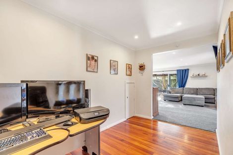 Photo of property in 4 Dudley Street, Levin, 5510