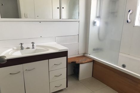 Photo of property in 4 Kahu Street, Utuhina, Rotorua, 3015