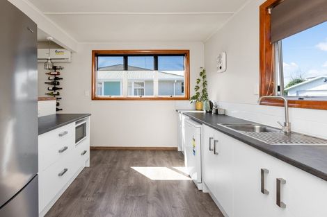 Photo of property in 52 Leicester Avenue, Tamatea, Napier, 4112