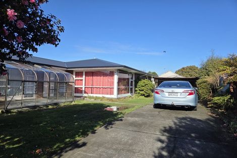 Photo of property in 32 Toorak Avenue, Avonhead, Christchurch, 8042