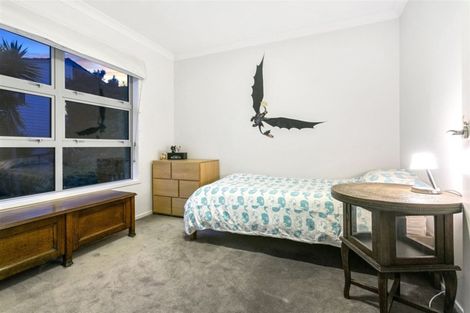 Photo of property in 9a Heathcote Road, Castor Bay, Auckland, 0620