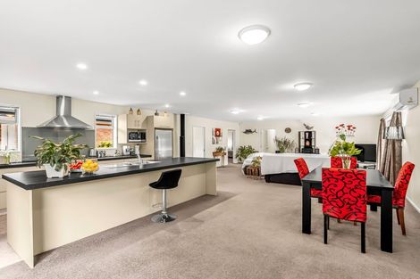 Photo of property in 10 Russell Street, Darfield, 7510