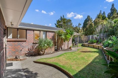 Photo of property in 12b Relko Crescent, Torbay, Auckland, 0630