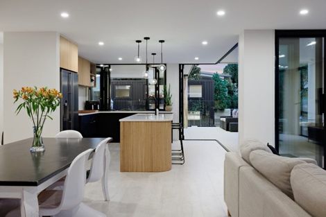 Photo of property in 18 Motiti Road, Papamoa Beach, Papamoa, 3118