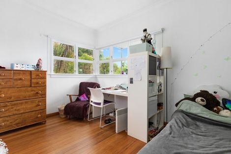 Photo of property in 25 Carey Street, Maeroa, Hamilton, 3200