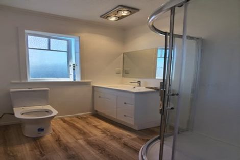 Photo of property in 1 Valentine Street, Papakura, 2110