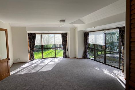 Photo of property in 20a Otakau Road, Milford, Auckland, 0620