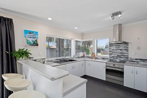 Photo of property in 9 Thoroughbred Place, Papamoa Beach, Papamoa, 3118