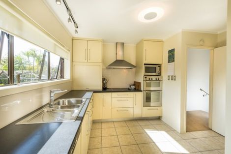 Photo of property in 39 Amante Crescent, Mairangi Bay, Auckland, 0630