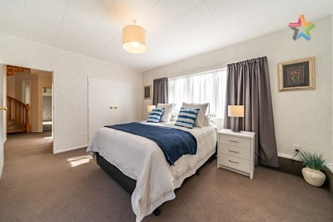 Photo of property in 18 Panorama Grove, Harbour View, Lower Hutt, 5010