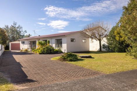 Photo of property in 55 Dickson Road, Papamoa Beach, Papamoa, 3118