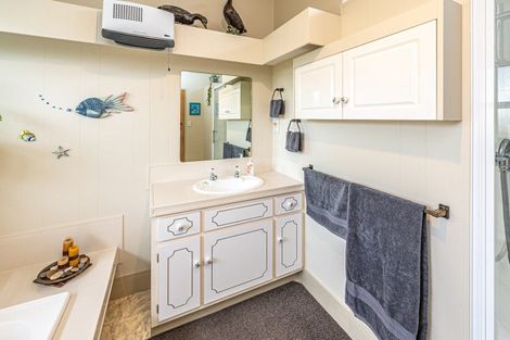 Photo of property in 99 Peakes Road, Springvale, Whanganui, 4501