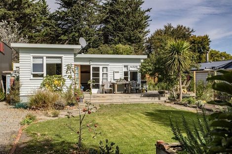 Photo of property in 27 Kiwi Avenue, Waikuku Beach, 7473