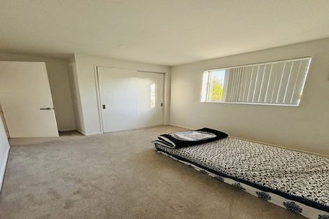 Photo of property in 61a Archibald Road, Kelston, Auckland, 0602