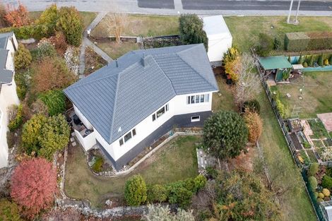 Photo of property in 34 Branxholm Street, Roxburgh, 9500