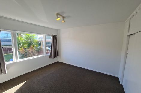 Photo of property in 7/27 Nikau Street, New Lynn, Auckland, 0600