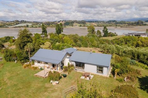Photo of property in 195 Kina Peninsula Road, Tasman, Upper Moutere, 7173