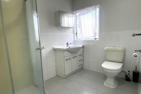 Photo of property in 11 Tyndrum Place, Highland Park, Auckland, 2010