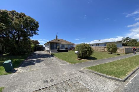 Photo of property in 26 Ward Crescent, Marewa, Napier, 4110