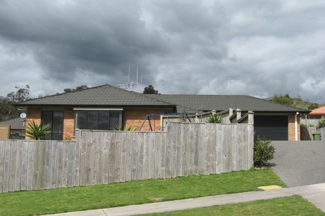 Photo of property in 14 Hawk Place, Welcome Bay, Tauranga, 3112