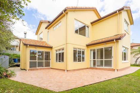 Photo of property in 40 Monte Cassino Place, Birkdale, Auckland, 0626