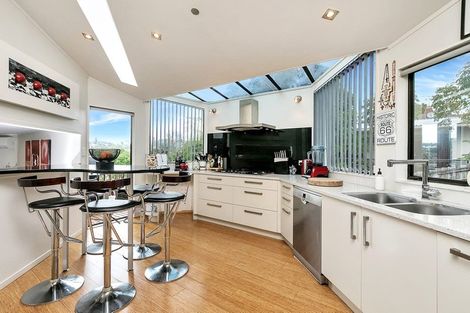 Photo of property in 2/22 Long Bay Drive, Torbay, Auckland, 0630