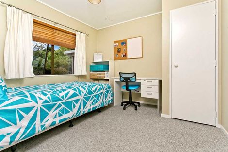 Photo of property in 2/104 Verran Road, Birkdale, Auckland, 0626