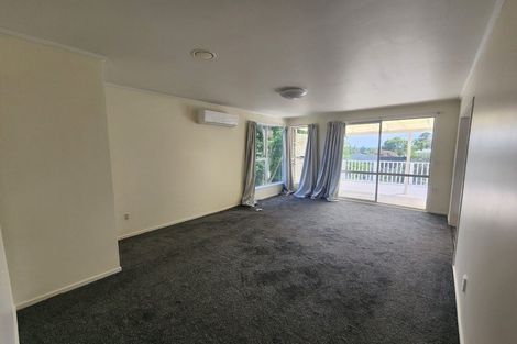Photo of property in 22 Parrs Cross Road, Henderson, Auckland, 0612