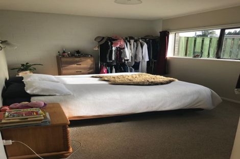 Photo of property in 16 Ropiha Street, Fitzroy, New Plymouth, 4312