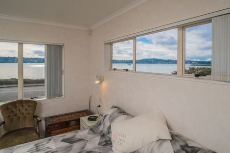 Photo of property in 50a Kiwi Esplanade, Mangere Bridge, Auckland, 2022