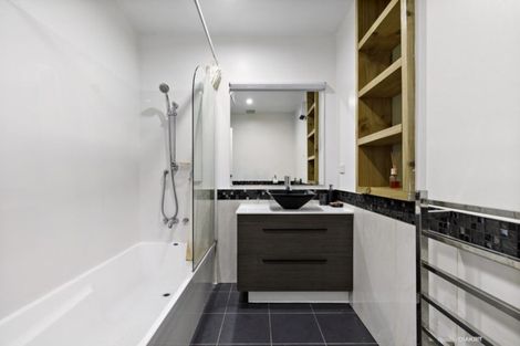 Photo of property in 27 Petherick Crescent, Johnsonville, Wellington, 6037