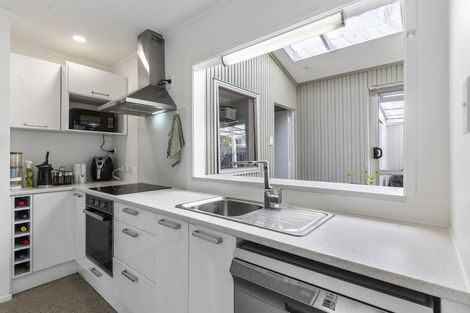 Photo of property in 1/33 Bramley Drive, Farm Cove, Auckland, 2012